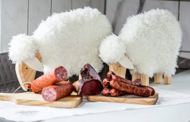 Wurst und Schinken vom Zirbitzlamm